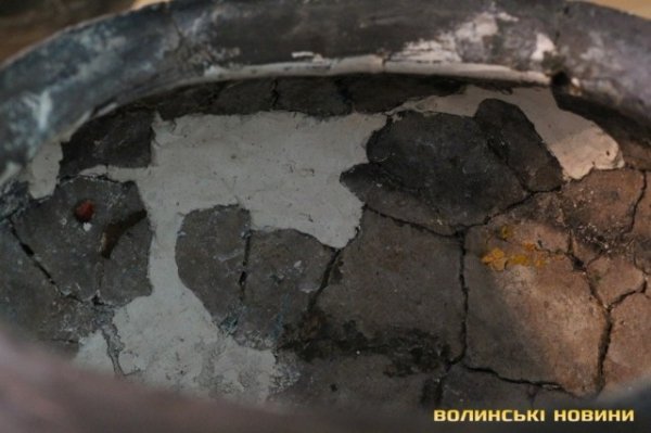 Показали срібний скарб, знайдений під Луцьком. ФОТО