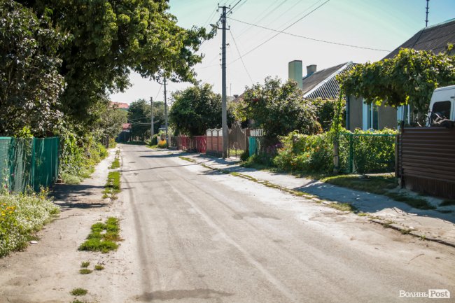 Безіменна вулиця і неназваний ставок: чим особливий неквапливий Вишків. ФОТО