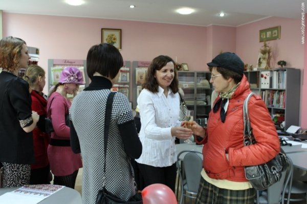 У Луцьку - незвична виставка ляльок ручної роботи. ФОТО