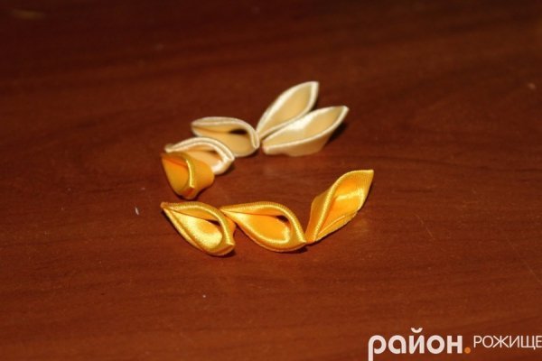 Волинська майстриня показала, як зробити новорічну іграшку власноруч 