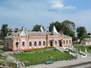 Від «Укрзалізниці» вимагають врятувати пам’ятку на Волині