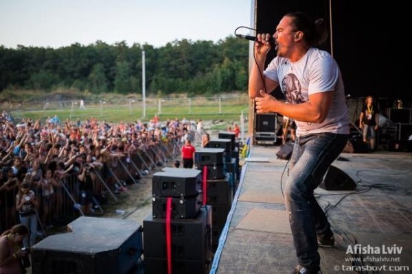 «Мы не хотим воевать. Особенно с вами, друзья», – росіяни на фестивалі «Захід». ФОТО