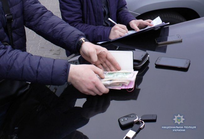 Оприлюднили фото затримання відомого у Луцьку кримінального авторитета 