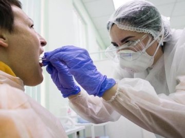За минулу добу в Україні підтвердили ще 648 випадків COVID-19, на Волині - 44