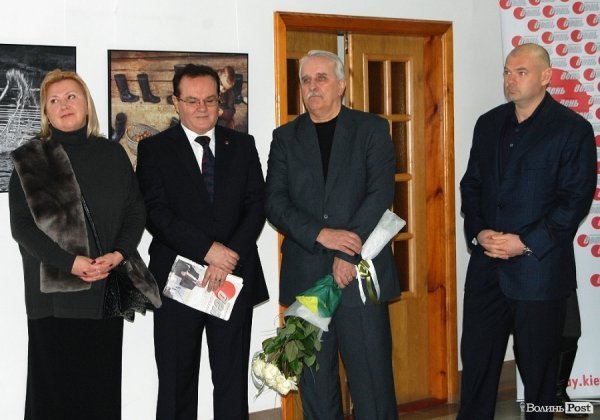 Подякувати Ларисі Івшиній за фотовиставку прийшли ректор СНУ Ігор Коцан, заступник луцького мера Святослав Кравчук і нардеп Ігор Палиця