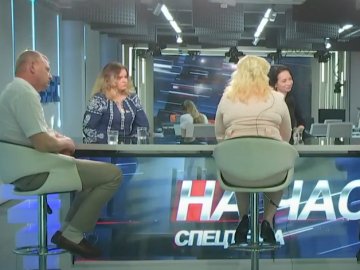 Депутати шести фракцій Луцької райради підводили підсумки сесії у прямому ефірі телеканалу. ВІДЕО