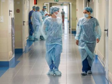 На Волині за добу на коронавірус захворіли 42 людини, двоє хворих померло