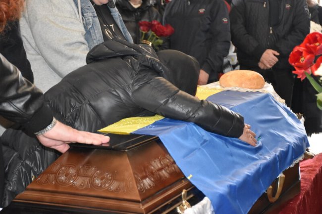 Полеглі Герої: у Луцьку попрощалися з Валентином Кравцем та Максимом Діковим