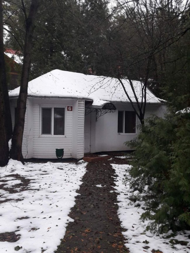 Базу відпочинку на Світязі виставили на приватизацію за 4,8 мільйона. ФОТО