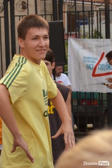 У центрі Луцька влаштували хіп-хоп вечірку. ФОТО  