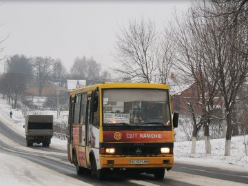 Через села Рожищенської громади перестав їздити автобус «Луцьк - Маневичі»