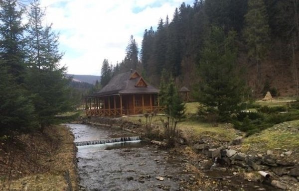 Дача Медведчука на Закарпатті. ФОТО 