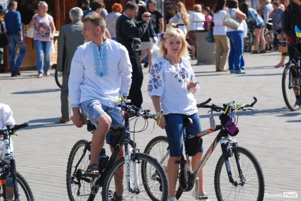 Велопробіг до Дня Незалежності в Луцьку. ФОТО