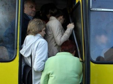 Сьогодні у Луцьку обговорять підвищення вартості проїзду в маршрутках