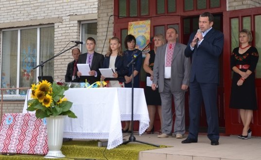 Життя у Гіркій Полонці підсолодив народний депутат*