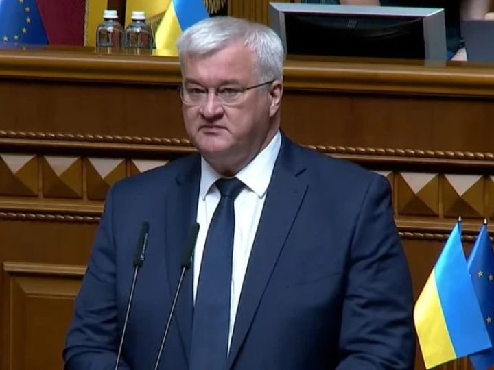 За кордоном вимушено перебувають 8 мільйонів українців, - Сибіга