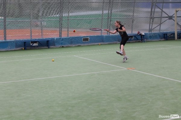 В «Олімпії» відбувся весняний чемпіонат з великого тенісу. ФОТО