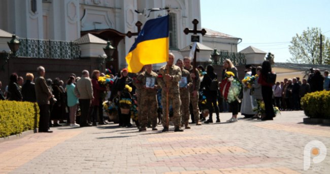 Під звуки оркестру:  у Луцьку попрощалися з Героями Олександром Бебком та Анатолієм Харитоновим