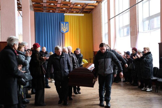 У Луцьку попрощалися з видатним музикантом Товієм Рівцем