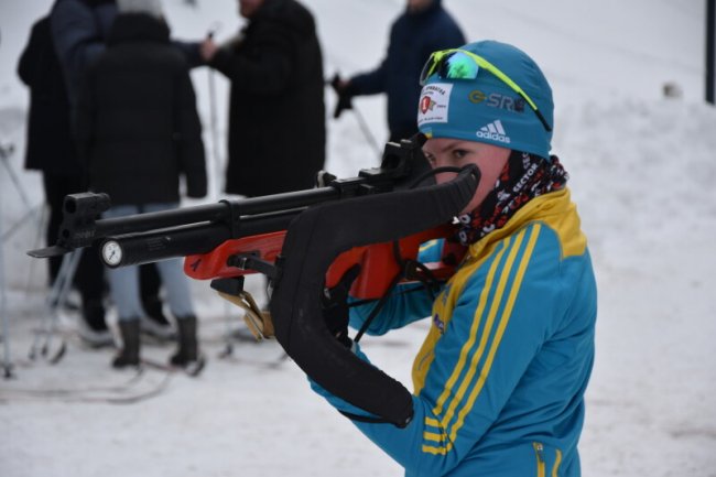 У Луцьку юні спортсмени провели відкриті тренування з біатлону. ФОТО