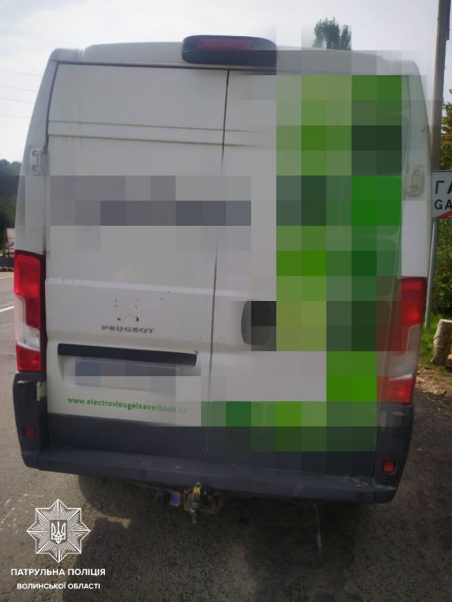 У Луцьку затримали 26-річного водія під наркотиками, який позбавлений прав на 10 років