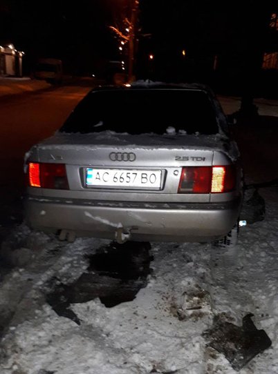 Аварія в Нововолинську: автівка знесла стовп. ФОТО