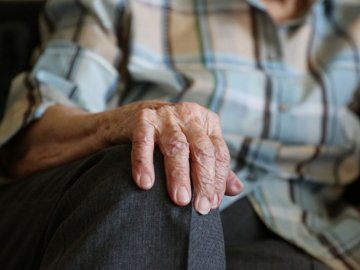 Волинянин, звільнившись з тюрми, знущався над рідною тіткою