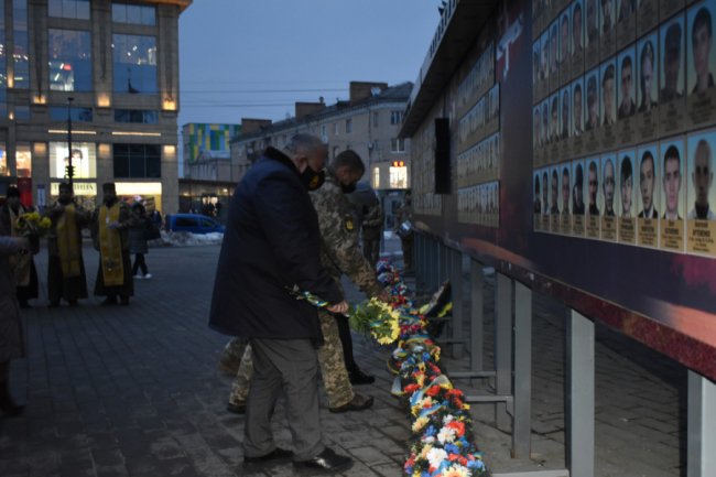 У Луцьку вшанували військових, які загинули у російсько-українській війні 