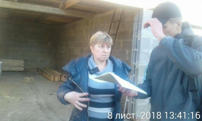 Лучанка перетворила канали центрального парку на каналізацію