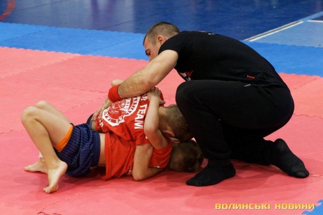 До Луцька на фестиваль бойових мистецтв приїхали бійці з Італії. ФОТО