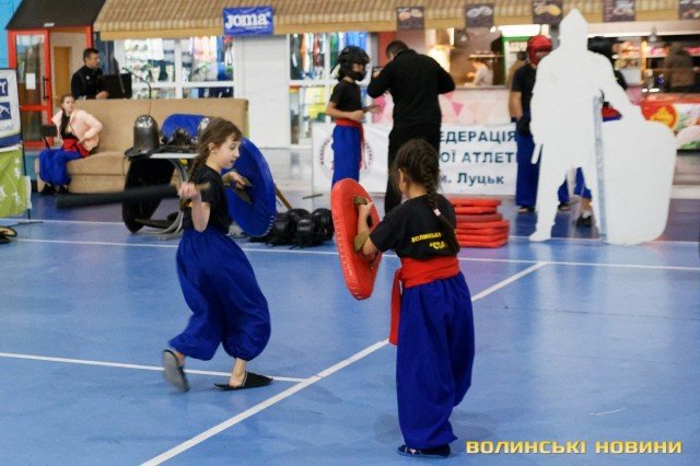 До Луцька на фестиваль бойових мистецтв приїхали бійці з Італії. ФОТО