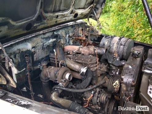 Поблизу Луцька загорівся молоковоз. ФОТО. ВІДЕО