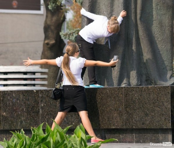 Шкільний сезон у Луцьку. ФОТО