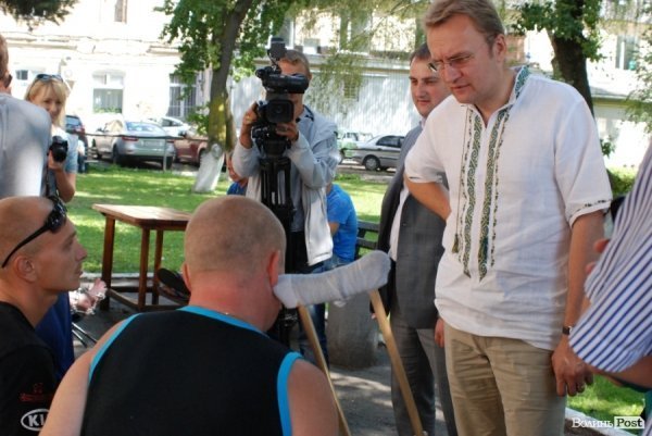 Мер Львова зустрівся з пораненими волинськими бійцями. ФОТО