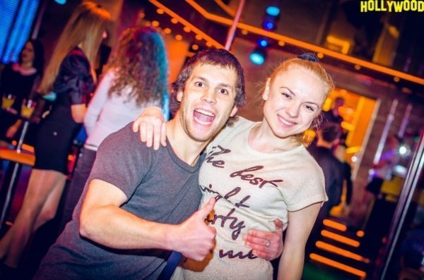 «Козацька» вечірка в луцькому клубі. ФОТО