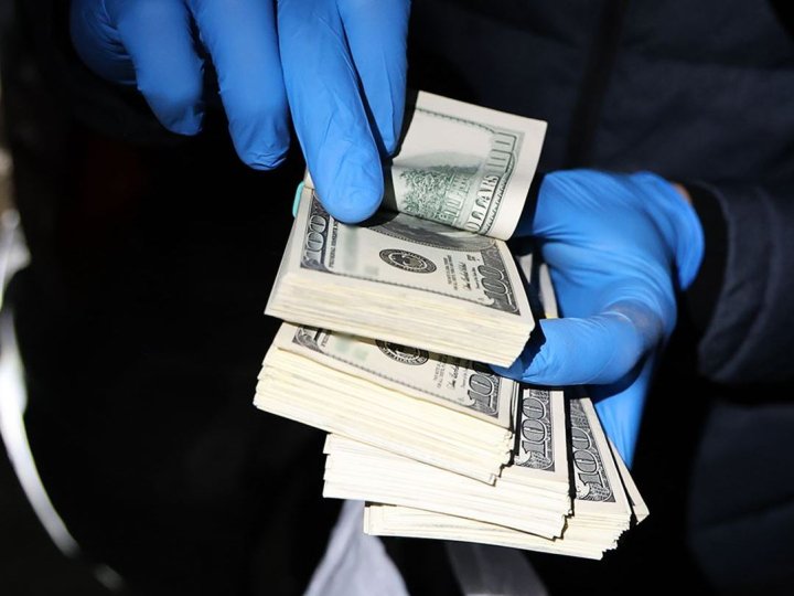 Шахрай вимагав у начальника ТЦК $100 тисяч для «хабара ДБР»