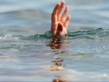 У Луцьку на Теремнівських ставках ледь не втопився хлопець