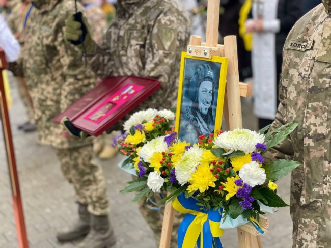 Волинь попрощалася з Героєм, танкістом Костянтином Мрочком, який майже два роки вважався зниклим безвісти