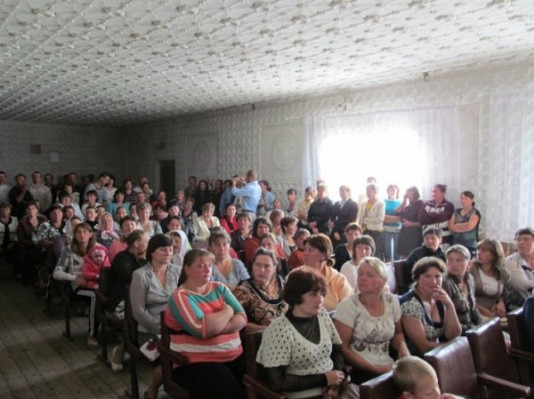 У селі на Волині бойкотували Перше вересня. ВІДЕО. ДОКУМЕНТ