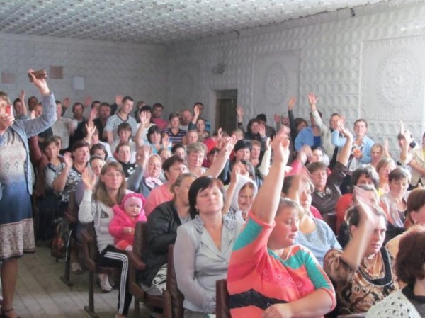 У селі на Волині бойкотували Перше вересня. ВІДЕО. ДОКУМЕНТ