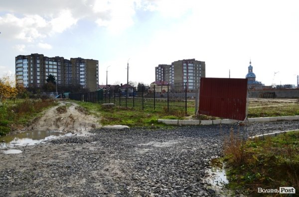 Як будують нову школу в Луцьку. ФОТО