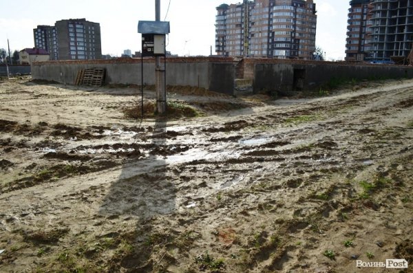 Як будують нову школу в Луцьку. ФОТО