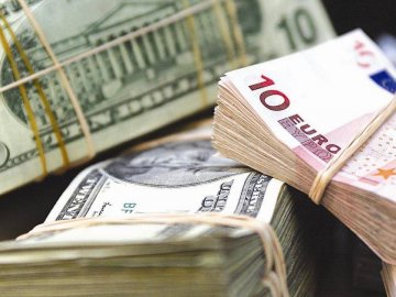 Після вихідних подорожчала валюта: курс долара і євро у Луцьку 