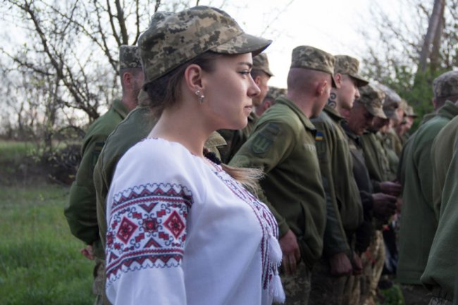 Як бійці волинської бригади зустрічають Великдень на передовій. ФОТО