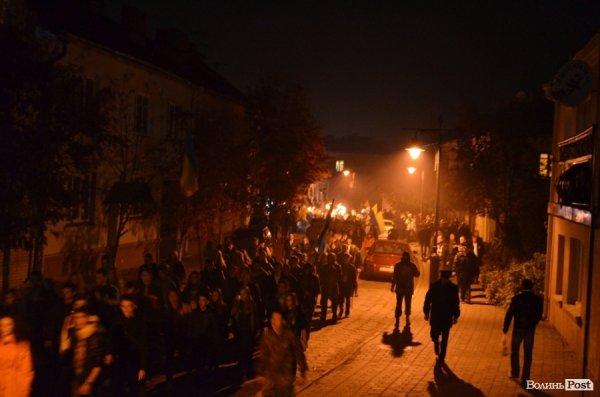 У Луцьку відбулася смолоскипна хода на честь річниці УПА. ФОТО. ВІДЕО
