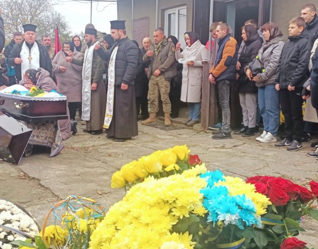 У громаді біля Луцька провели в останню путь Воїна Романа Цисельського
