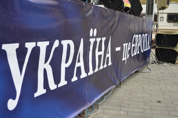 Луцький Євромайдан: люди виходять на віче