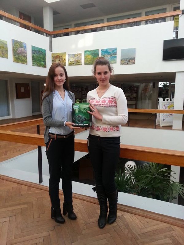 У Луцьку для бійців закупили прилад нічного бачення, 200 аптечок та 12 плащів. ФОТО 