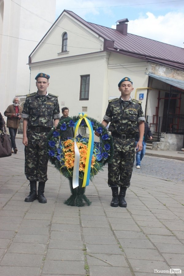 У Луцьку намалювали ікону на честь розстріляних у Луцьку в’язнів. ФОТО