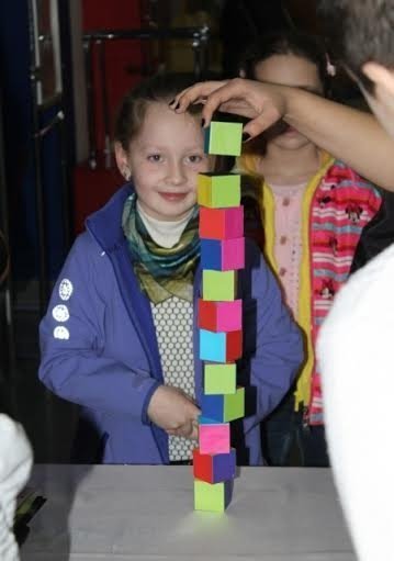 У Луцьку відбулися змагання із складання кубика Рубика. ФОТО